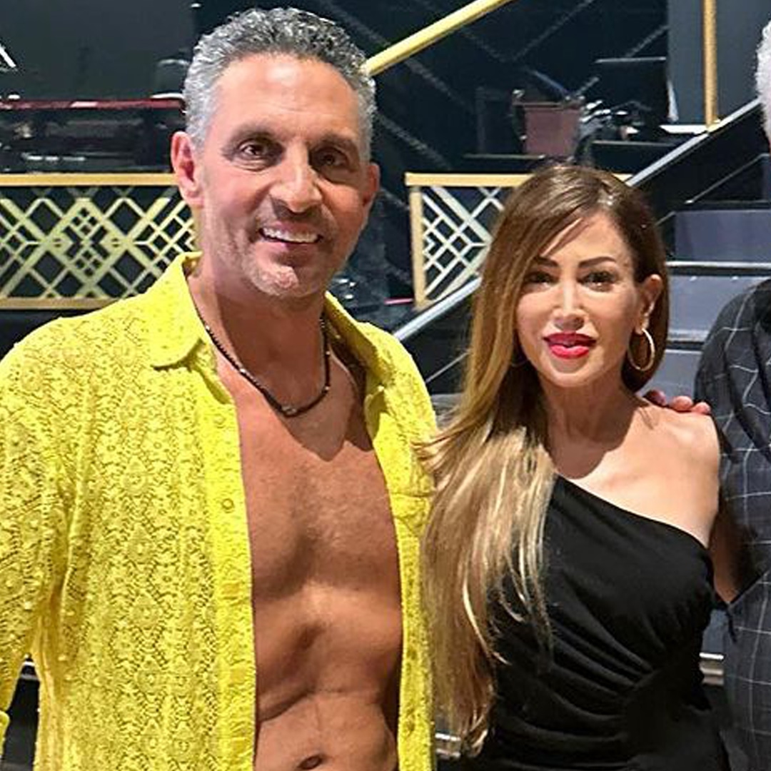 Mauricio Umansky Reacts to Rumors About Dinner Date With Leslie Bega